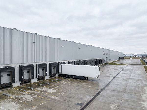 Logistikimmobilie mit Verladerampen – Marktwertgutachten für Sonderimmobilien